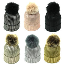 Load image into Gallery viewer, “Pom pom” hats
