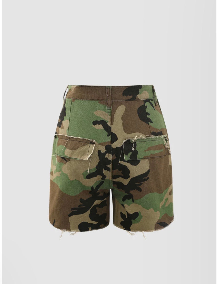 “Combat shorts”